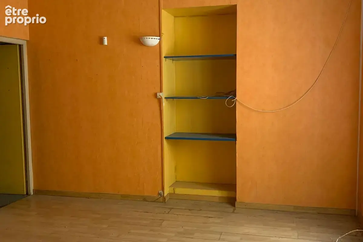 Local commercial ou professionnel de 62 m² - Lyon 1 - photo 2