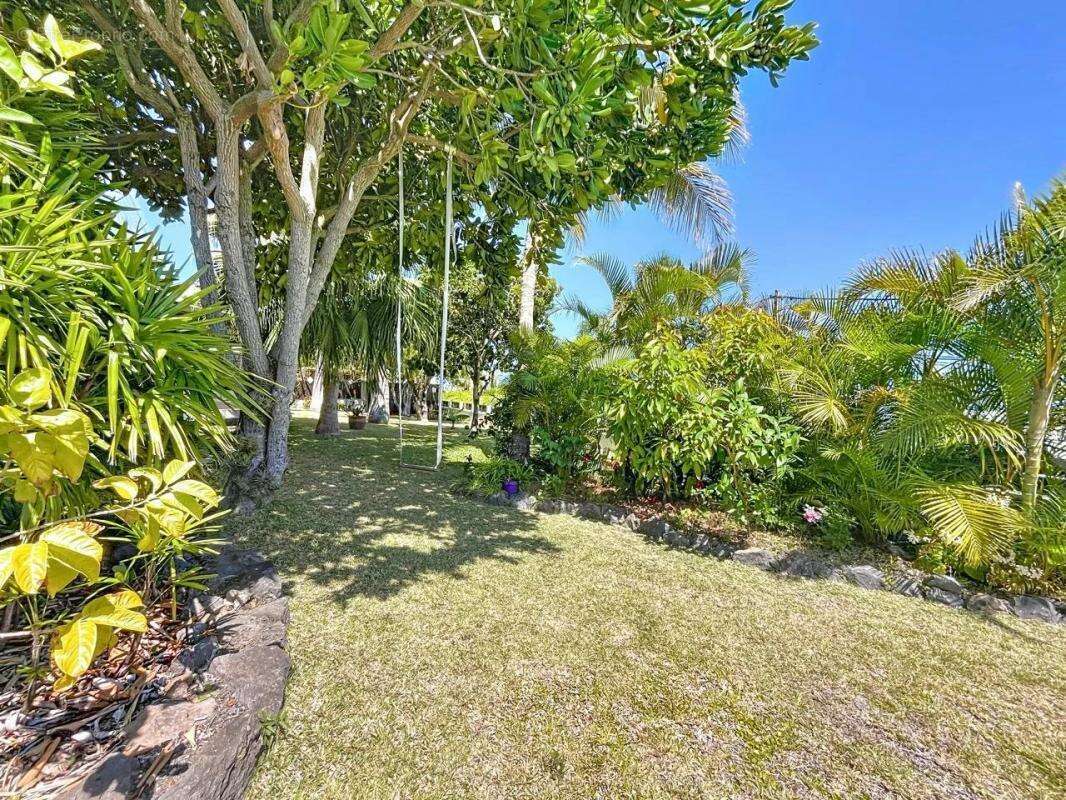 Maison à LES AVIRONS