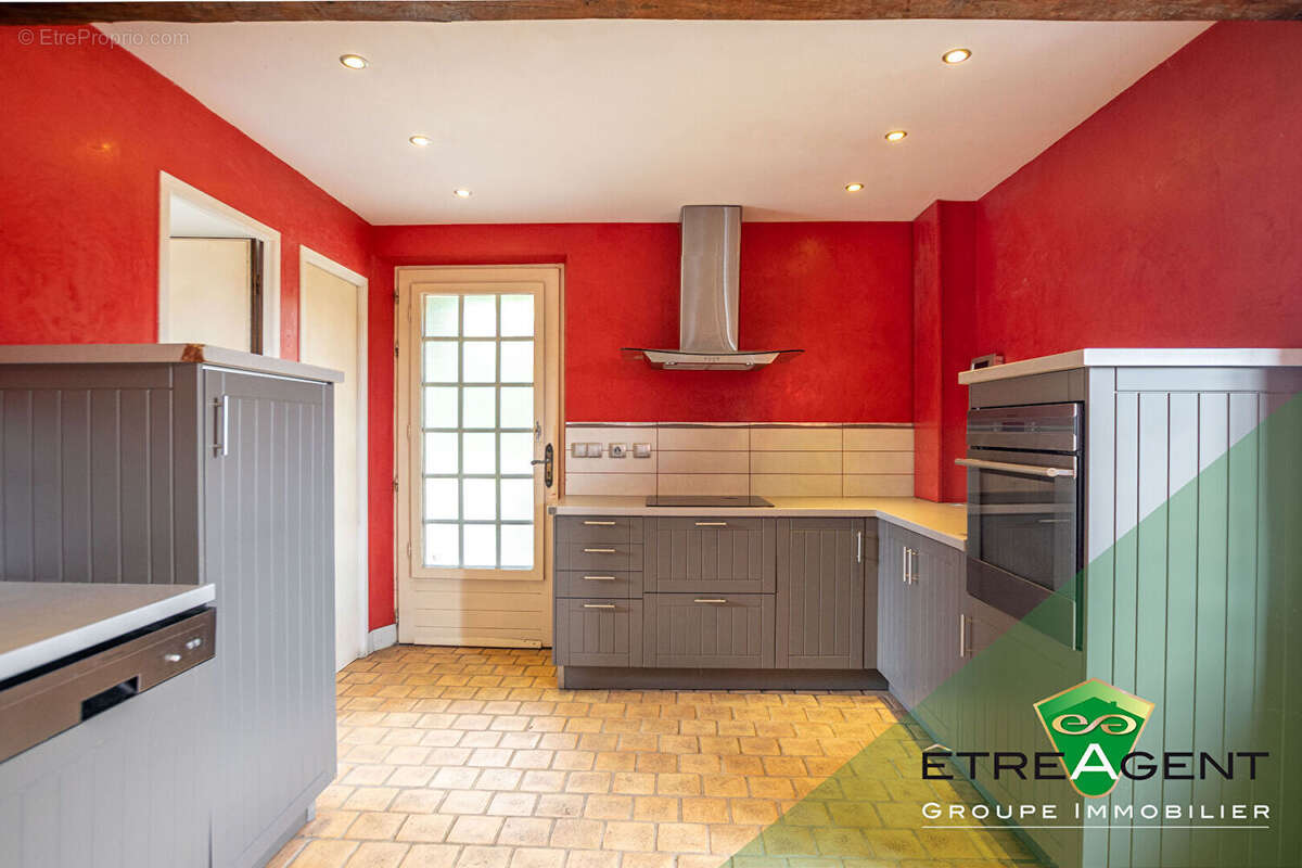 Maison à SAINTE-MARGUERITE-DE-L'AUTEL