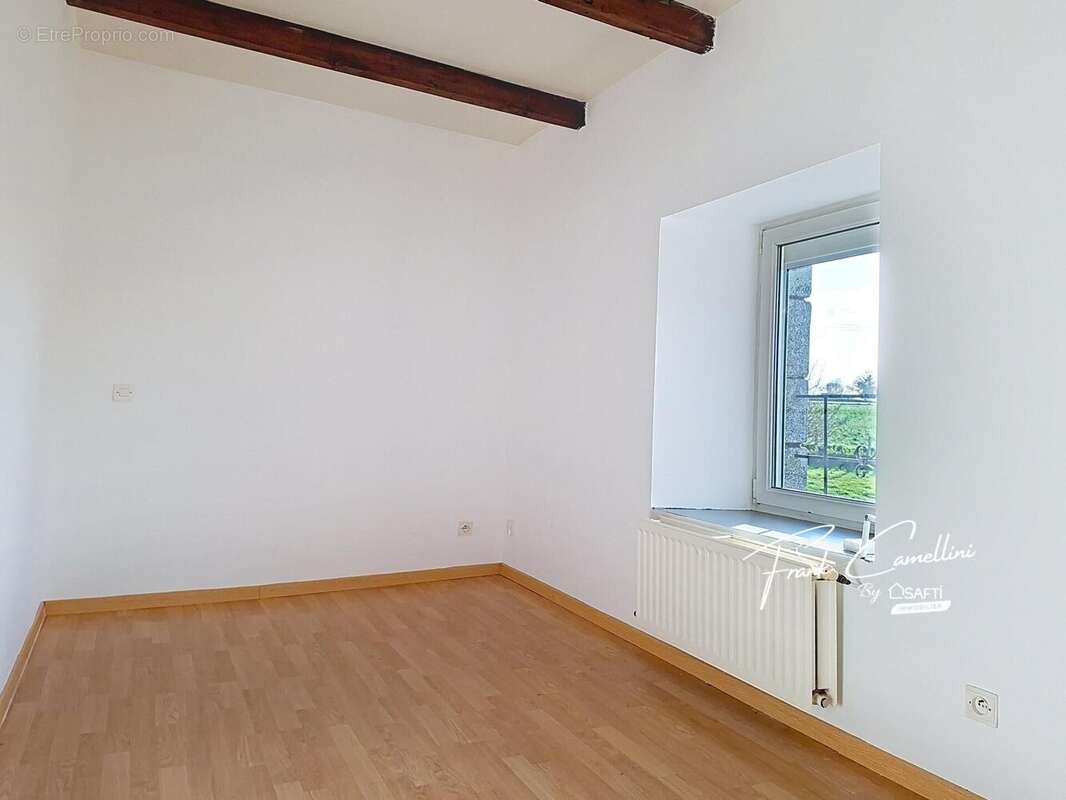 Maison 140 m² à Brelidy  - photo 8