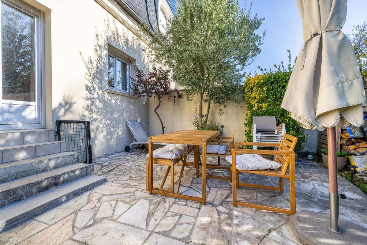 Maison à NOISY-LE-GRAND