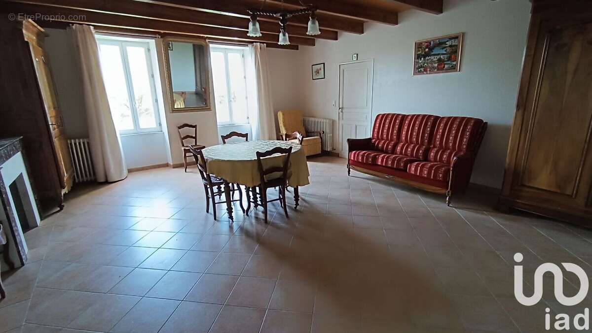 Photo 3 - Maison à SAINT-CIERS-CHAMPAGNE