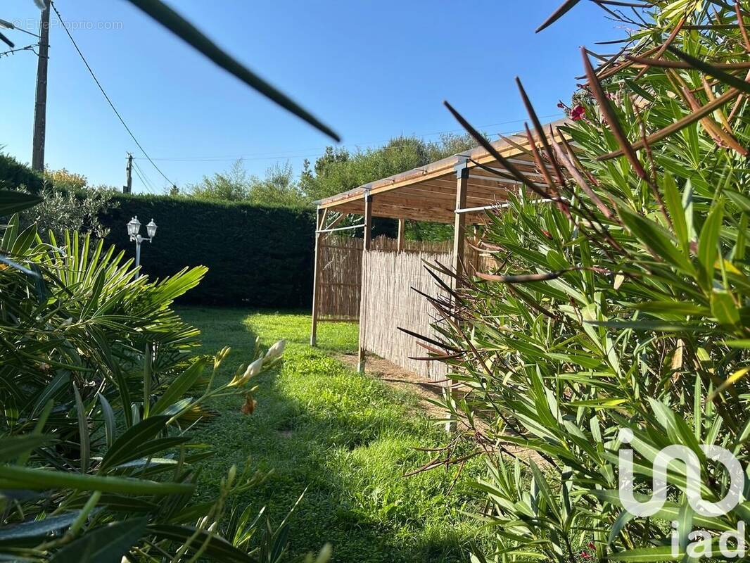 Photo 1 - Maison à SAINT-JEAN-DE-LA-CROIX