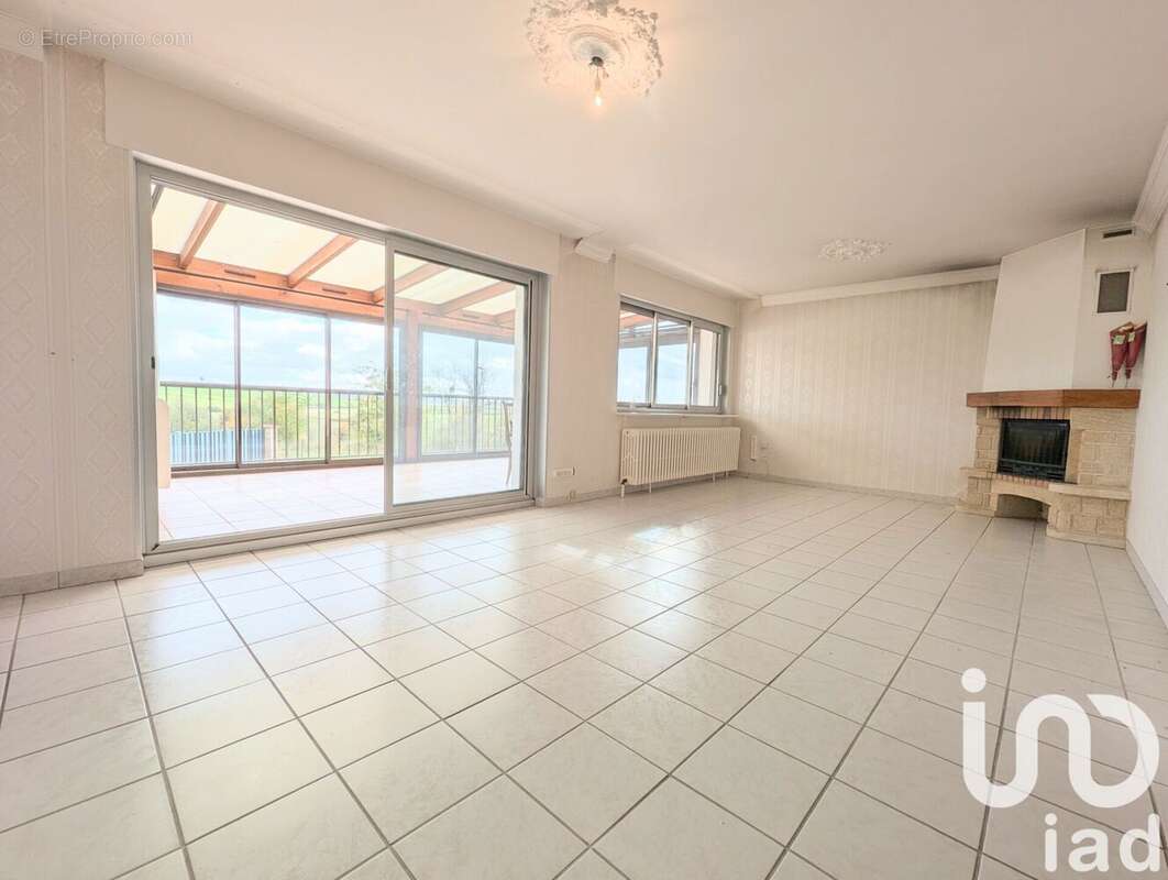 Maison 149 m² à Pouilly  - photo 5