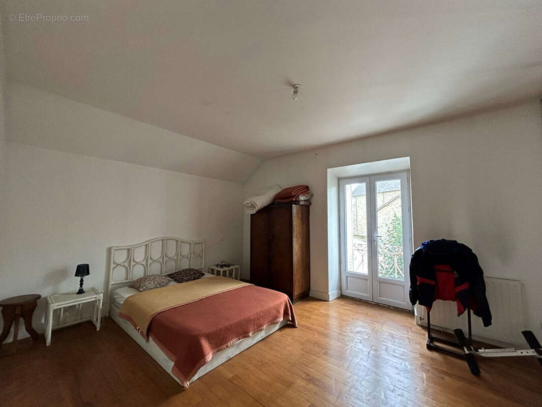 Maison à MASSERET