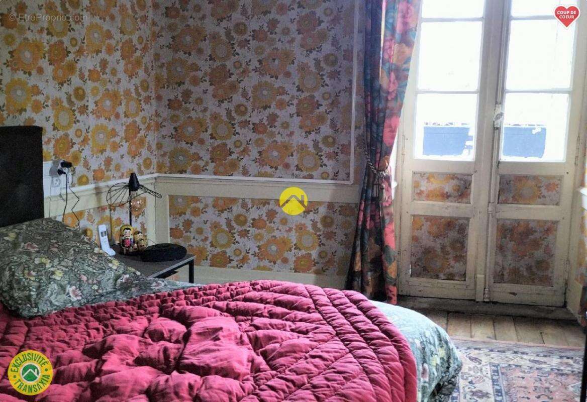 Maison à CHENERAILLES