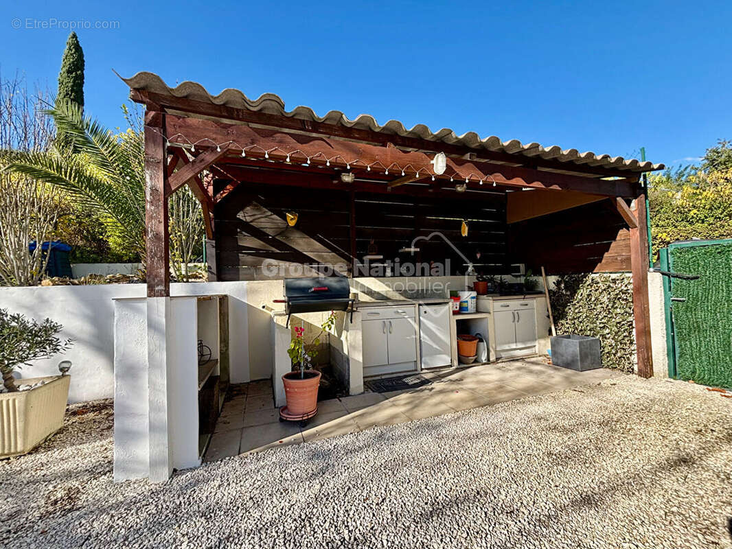 Maison à LA ROUVIERE