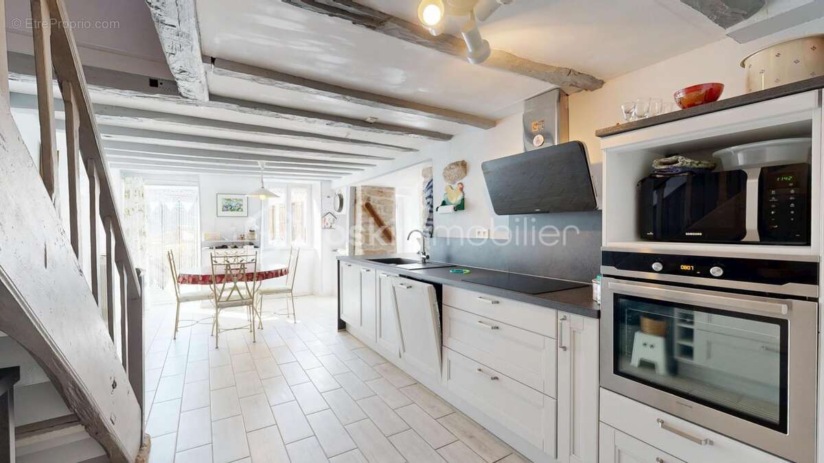 Corps de ferme de Type T6 de 160m² - photo 18
