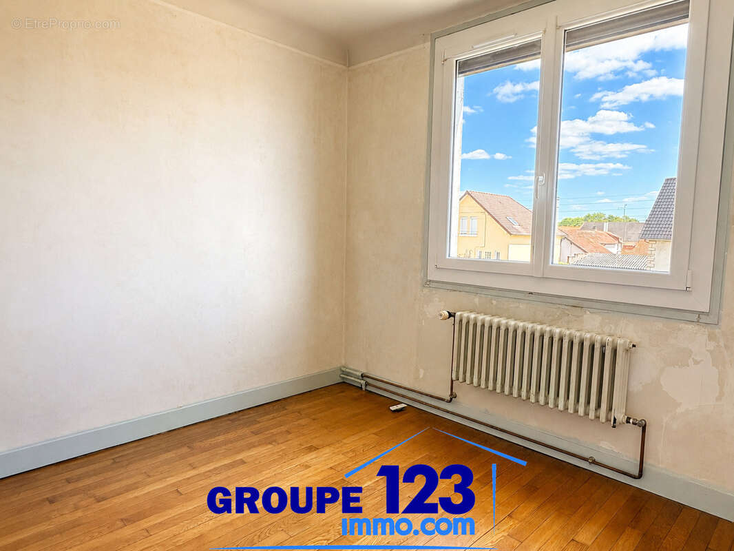 Maison familiale à Auxerre - Quartier Saint-Julien / Saint-Amâtre - photo 7