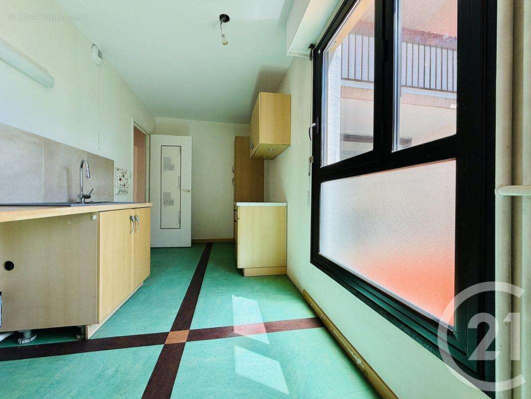 Appartement 73 m² à Limoges  - photo 10