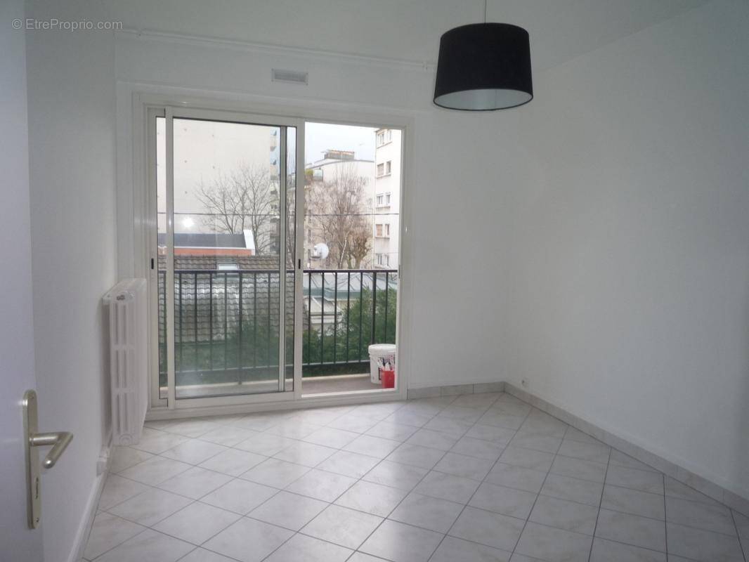 Appartement à COLOMBES
