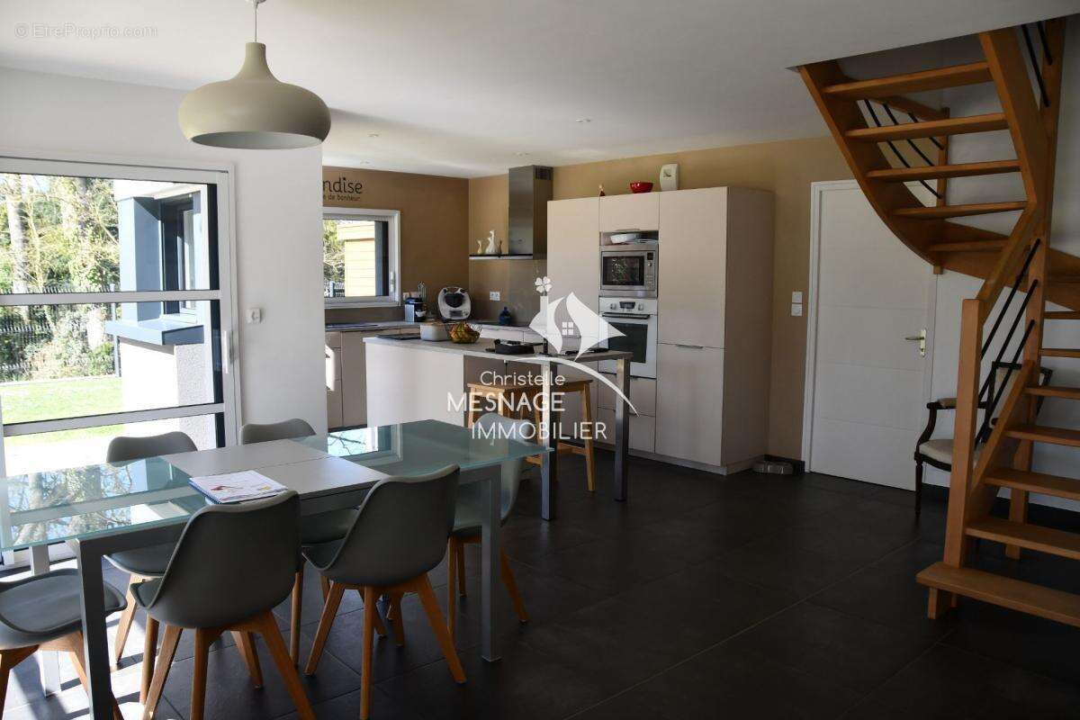 Maison à PLOUER-SUR-RANCE