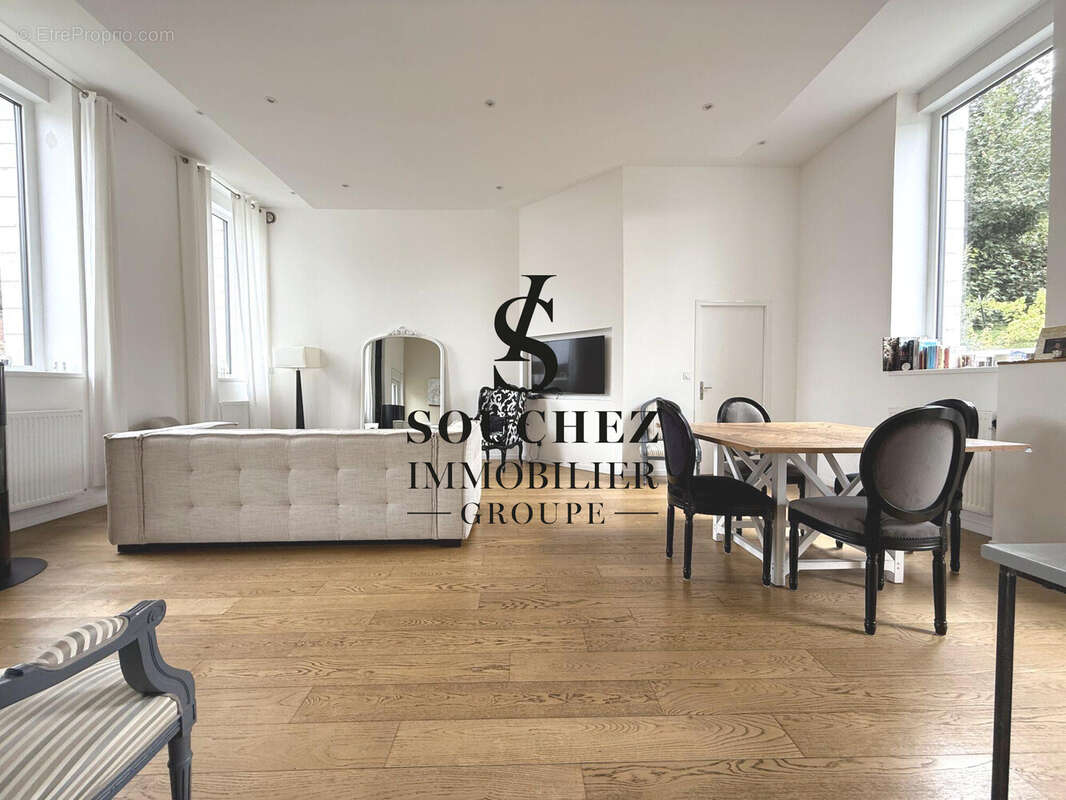 Maison à ANZIN-SAINT-AUBIN