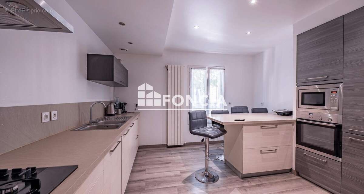 Appartement Duplex 170M2 avec terrasse Vienne direction hôpital - - photo 6