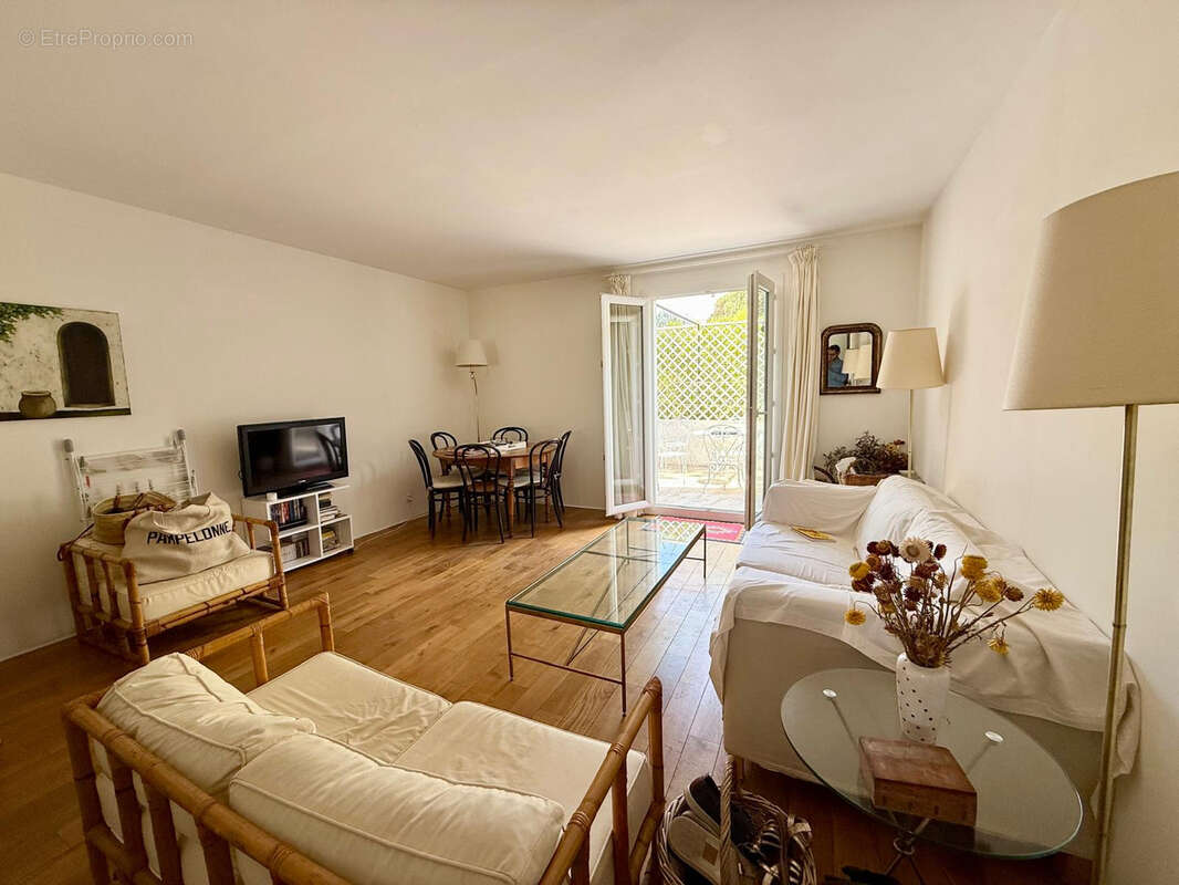 Appartement à RAMATUELLE