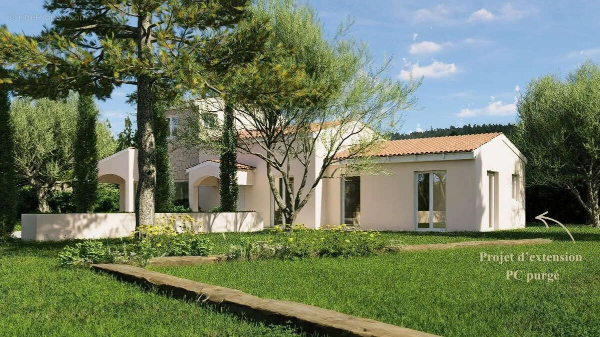 Maison à LE ROURET