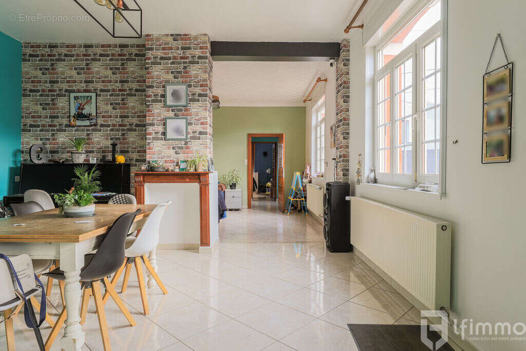 Maison à VILLERS-AU-FLOS