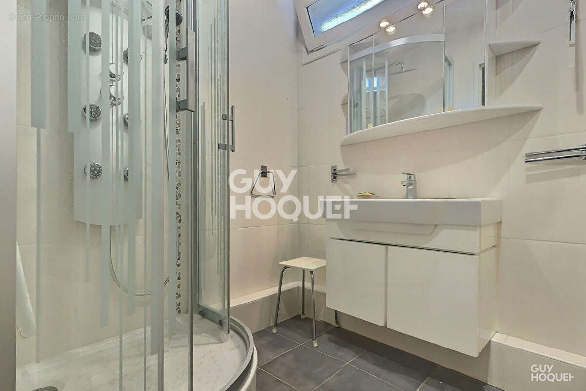 Appartement à MAISONS-ALFORT