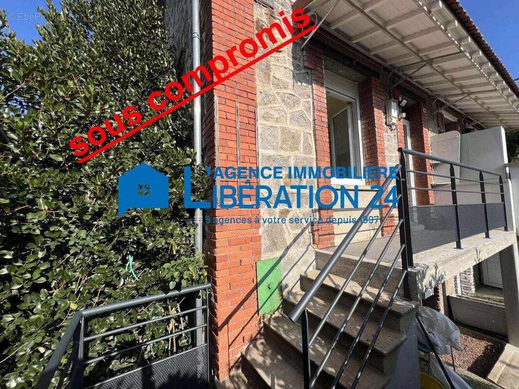 Appartement à UNIEUX