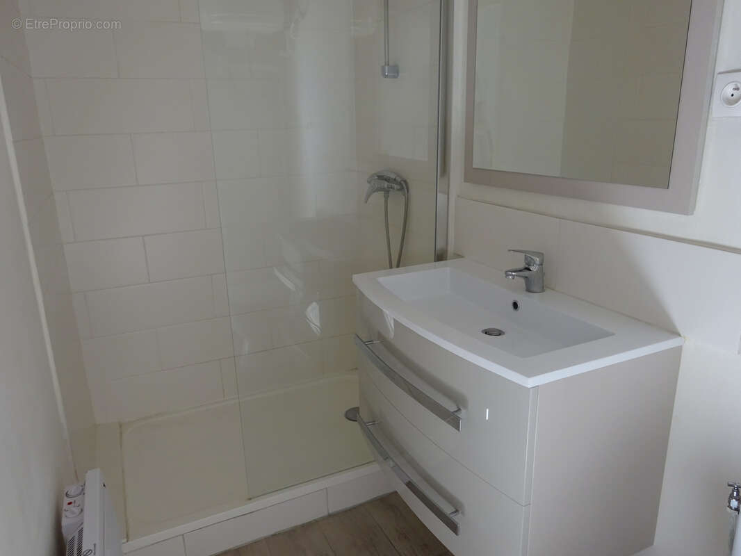 Toulon : appartement loué IDEAL INVESTISSUER de 32m2 à acheter 89000 € - photo 7