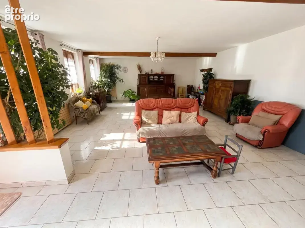  Superbe Maison Individuelle de 147 m² avec Jardin, Garage et 4 Chambres ! - photo 3