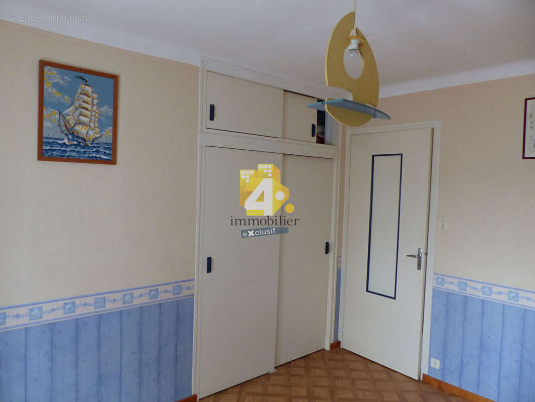 Maison à LA CHAPELLE-LAUNAY