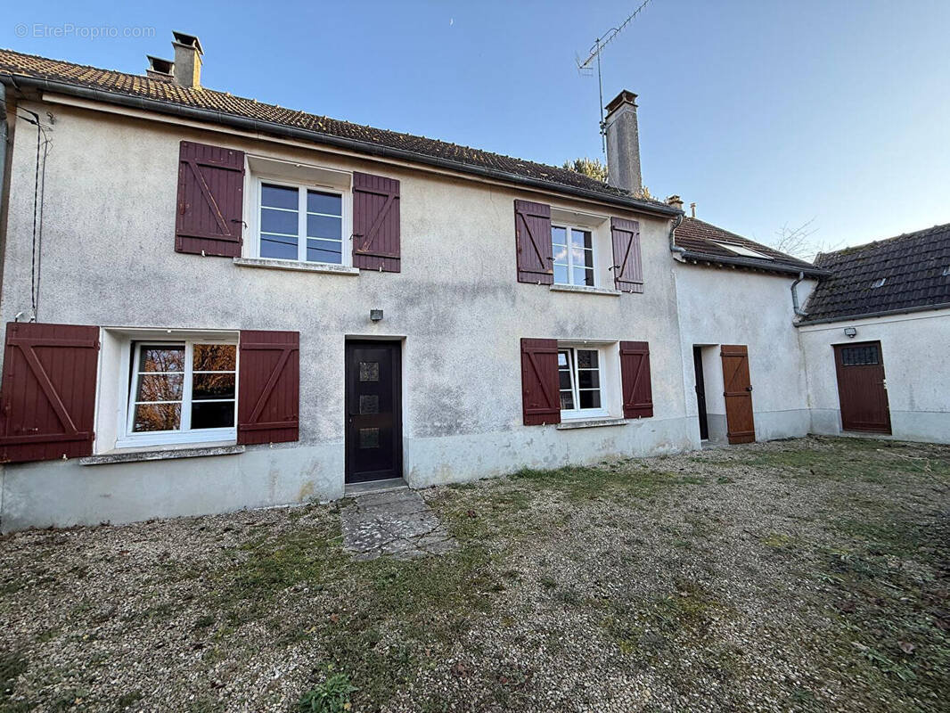 Maison à GERMIGNY-SOUS-COULOMBS