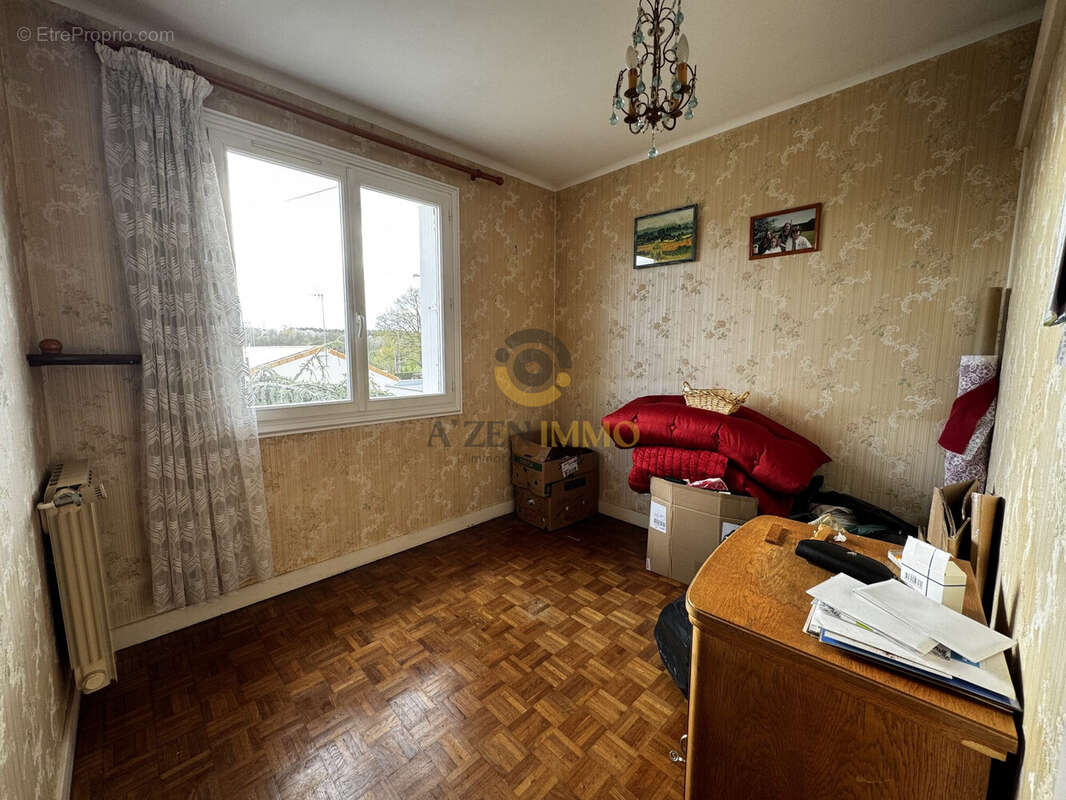 Maison à SECONDIGNY