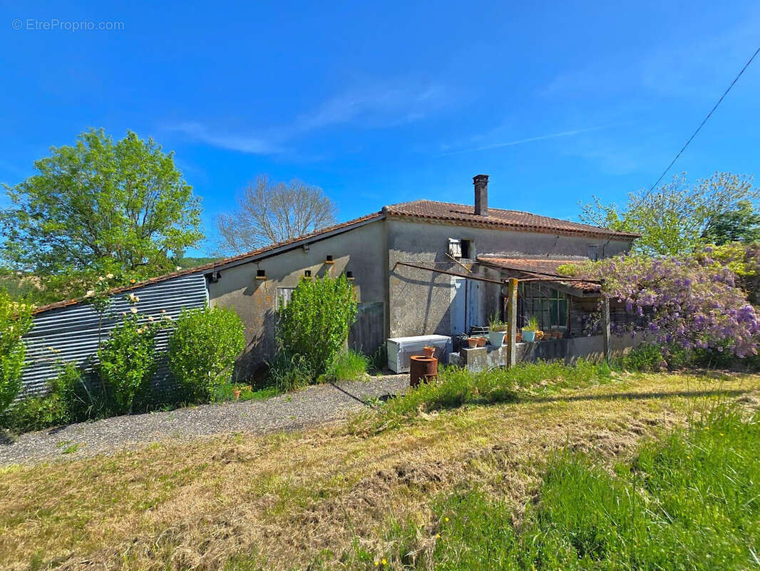 Propriété de 3 hectares avec situation calme et dégagée - photo 19