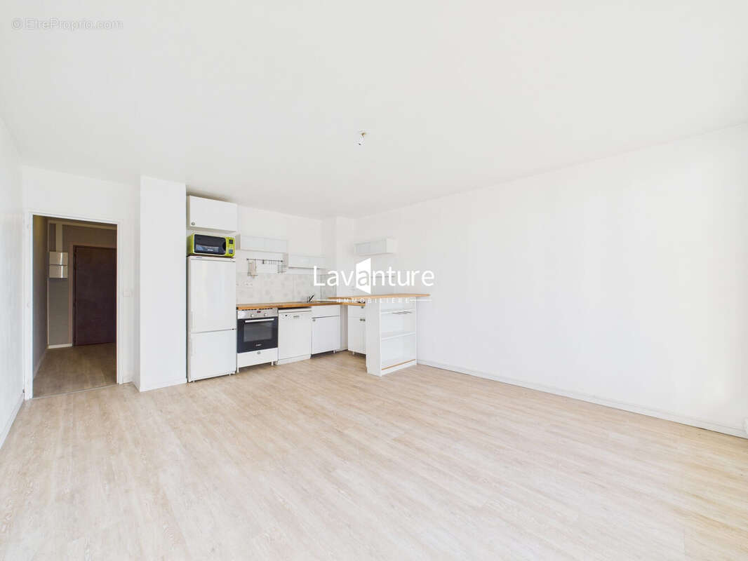 Appartement à FRESNES