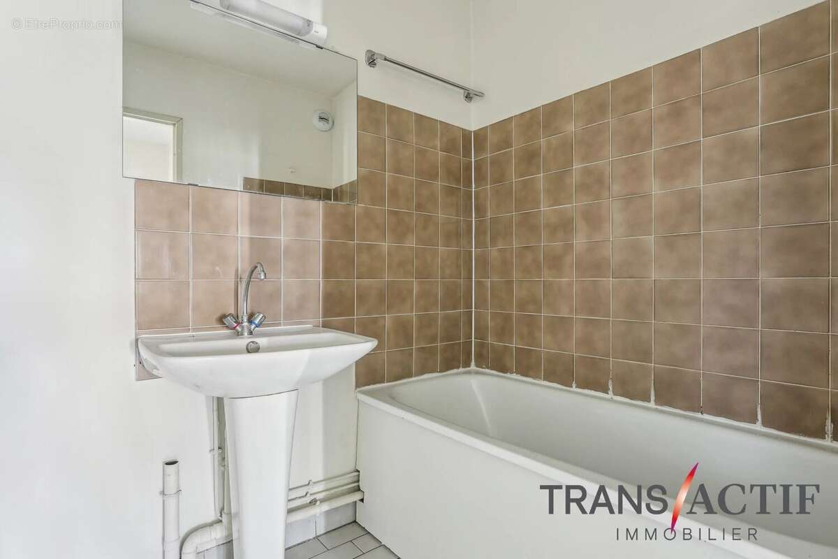 Appartement à ATHIS-MONS