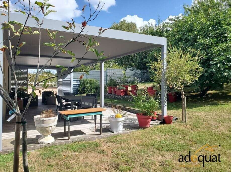 Maison à CHAMPNIERS