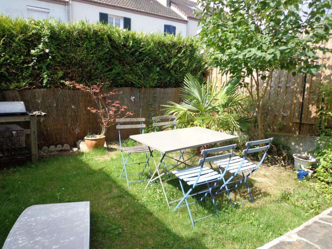 Maison à VILLEPREUX