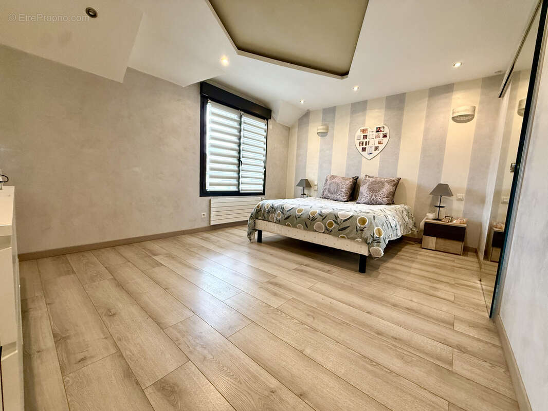 Maison à AULNAY-SOUS-BOIS