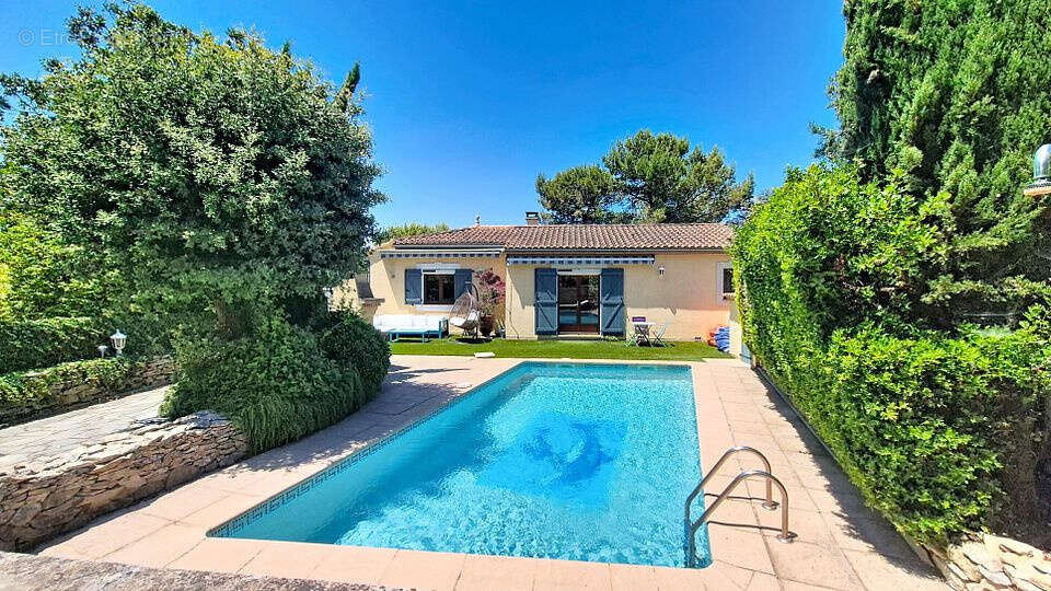 Maison à AUBAIS