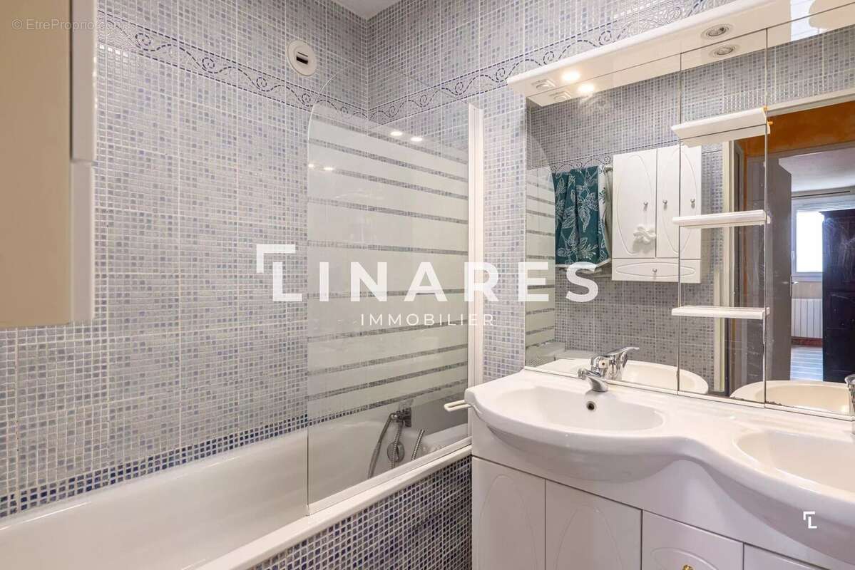 Appartement à MARSEILLE-15E
