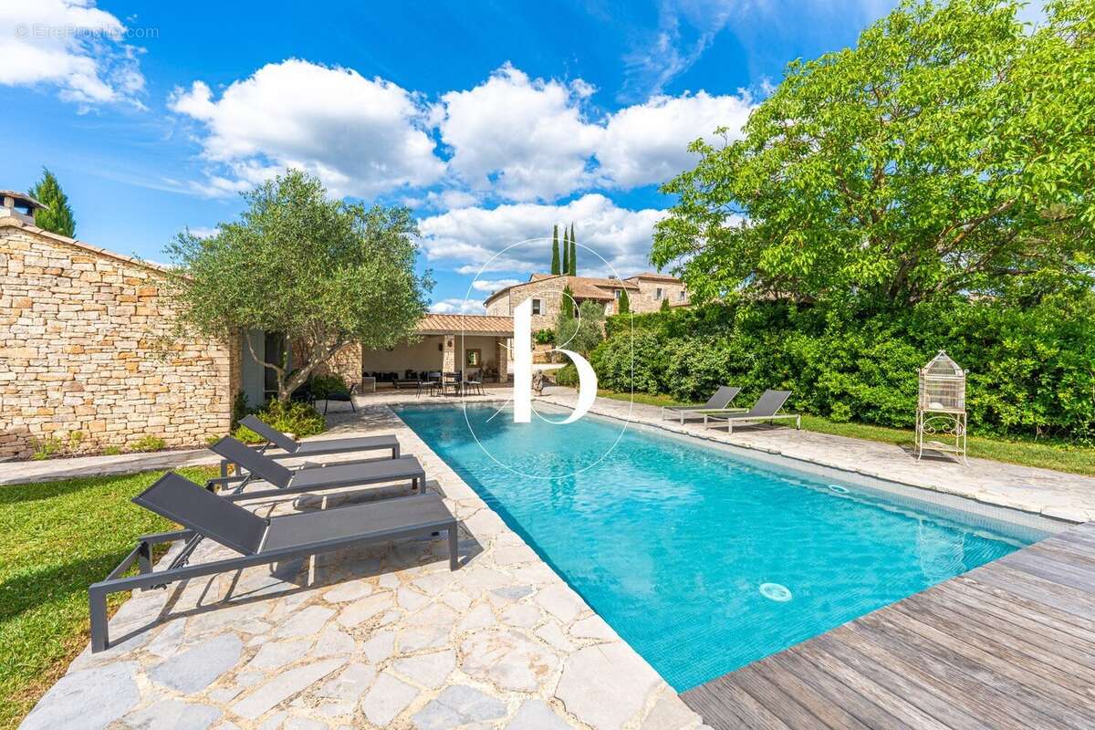 Maison 500 m² à Barjac  - photo 6