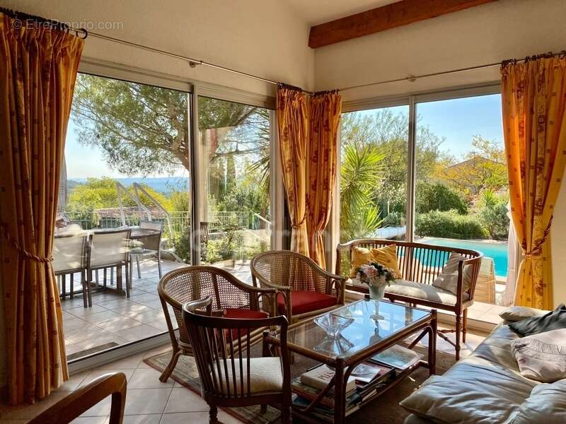 Maison à SAINT-MAXIMIN