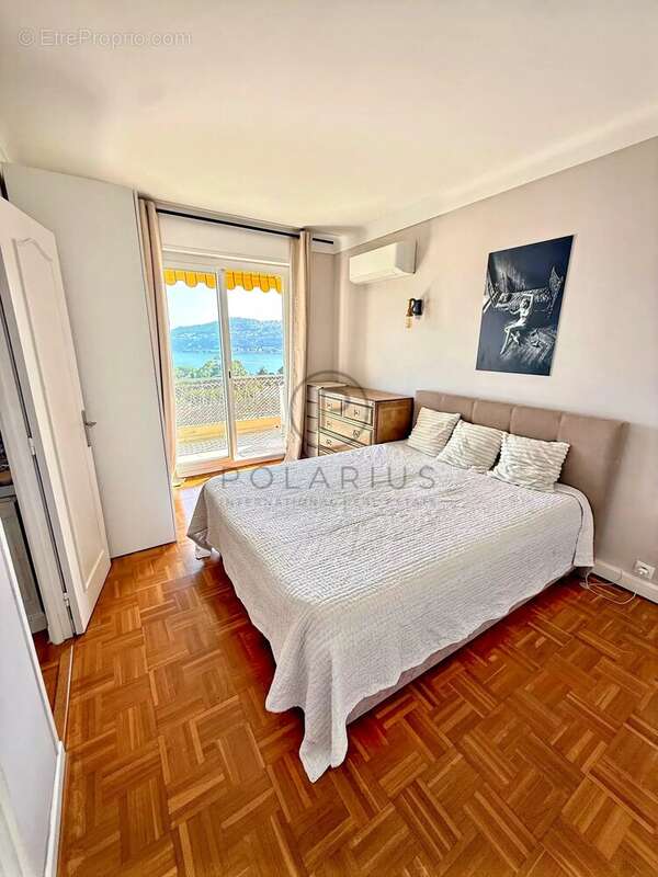 Appartement rénové de 2 chambres avec vue sur la mer - photo 3