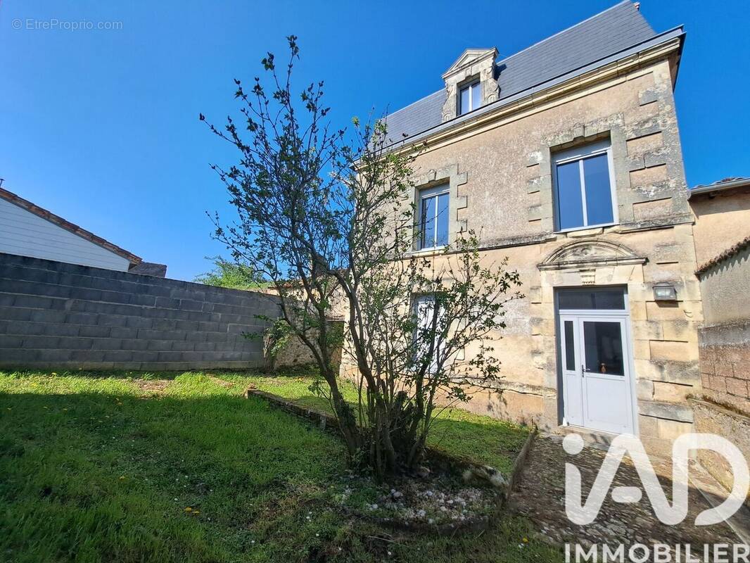 Photo 1 - Maison à SAINT-JACQUES-DE-THOUARS