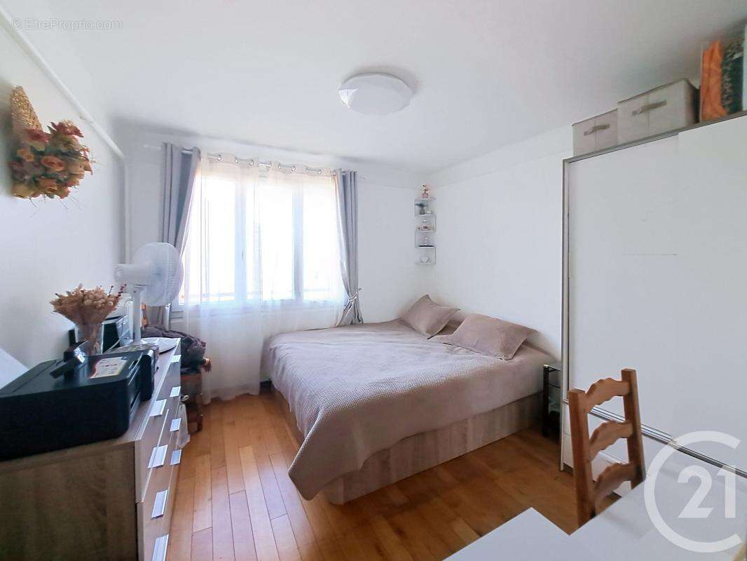 Appartement 68 m² à Creteil  - photo 3