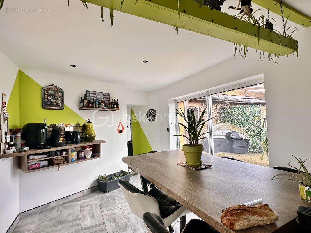 Maison à QUINTENAS