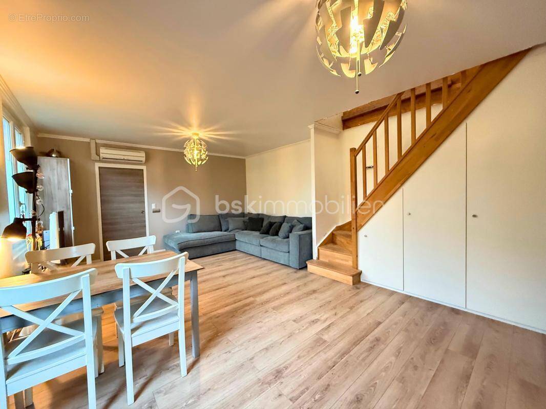 Maison à BALLANCOURT-SUR-ESSONNE