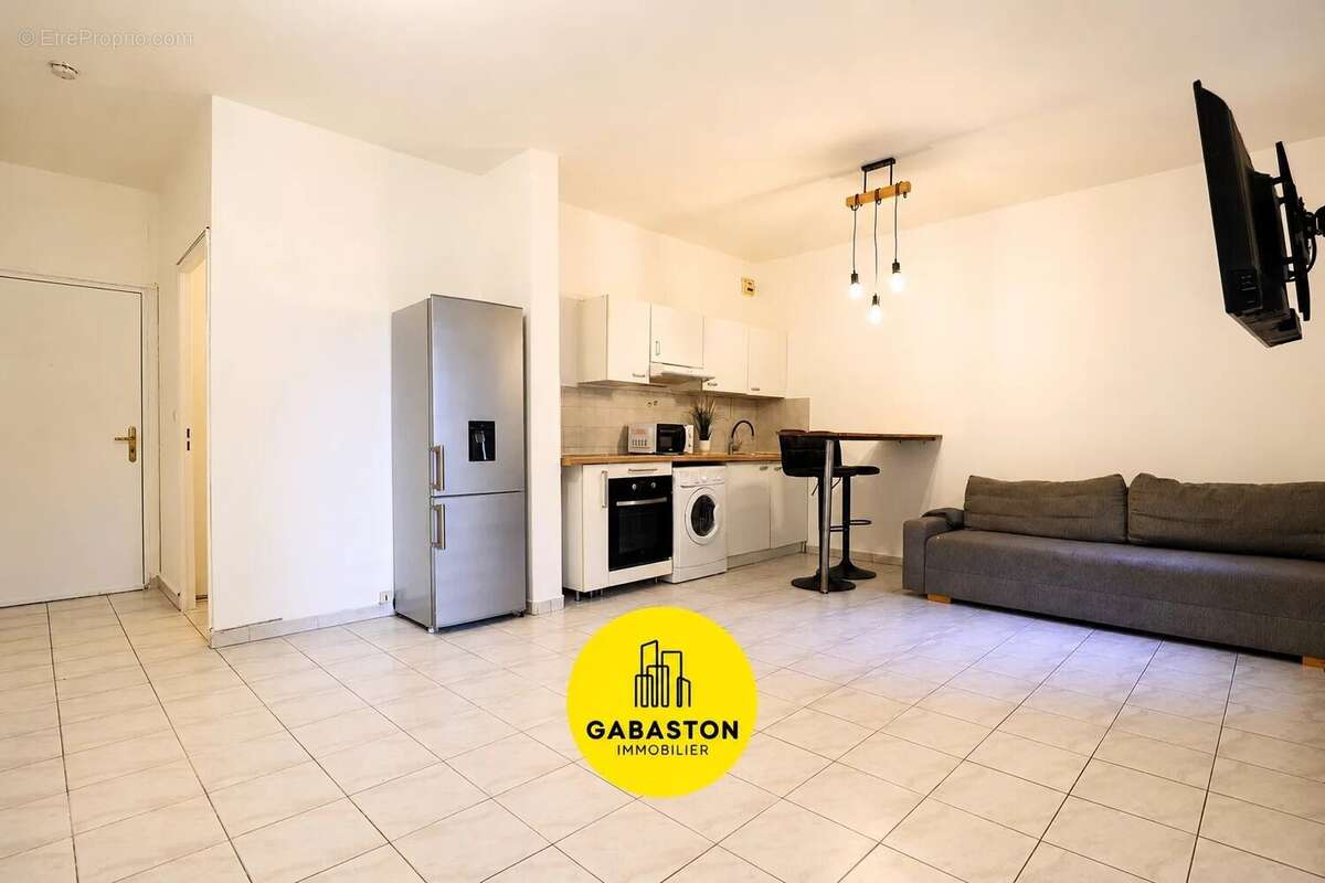 Appartement à MARSEILLE-8E