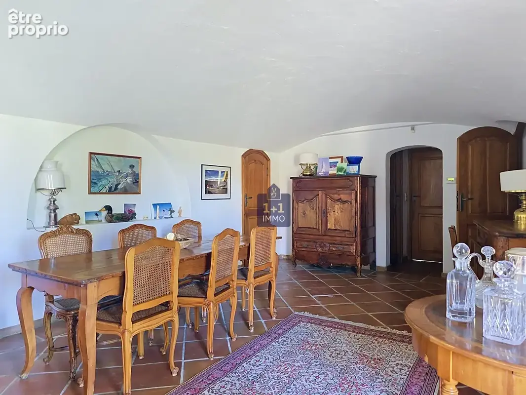 Maison 8 pièces 283 m² à vendre à Callian (83440) - photo 4