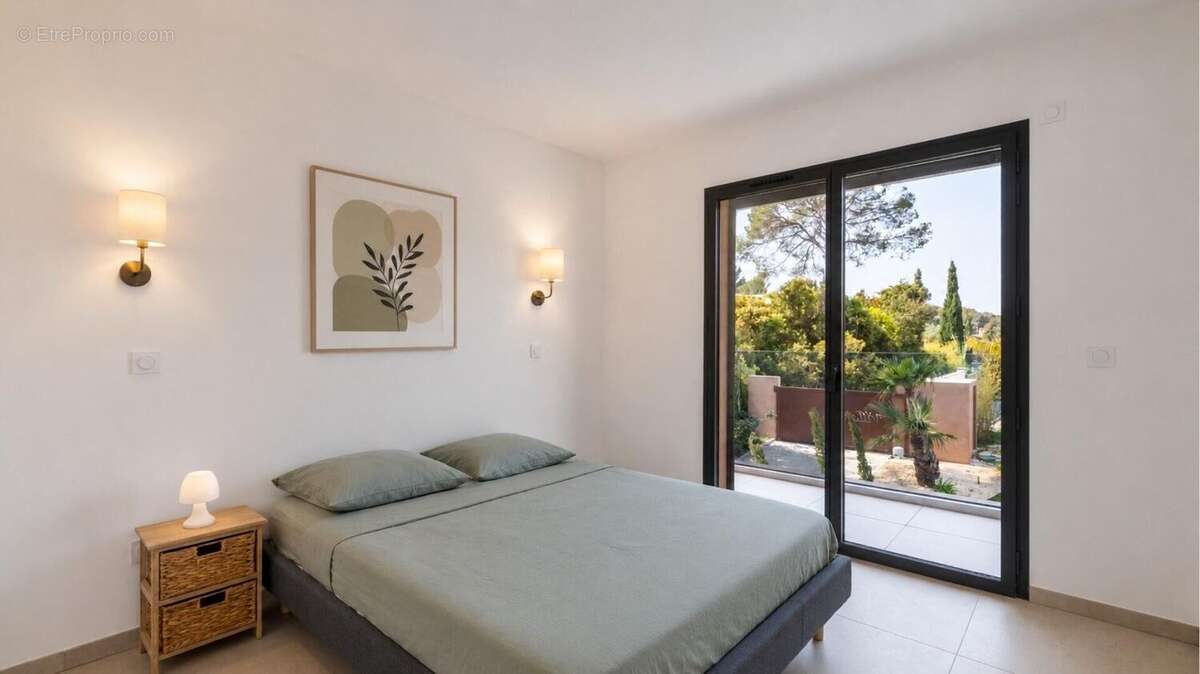 Photo 8 - Maison à SAINT-RAPHAEL