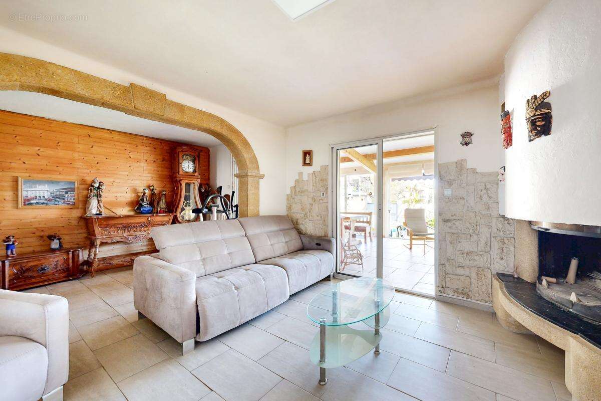 Maison à NIMES