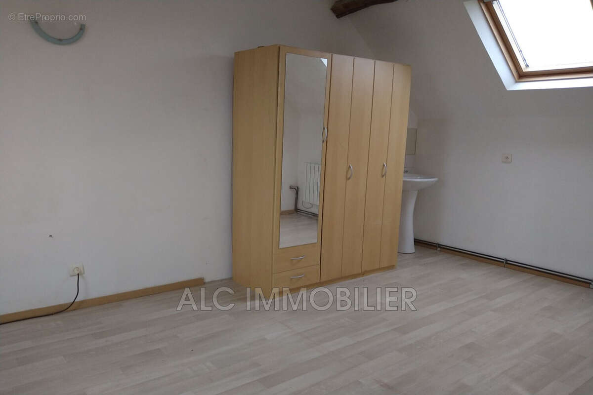 Maison à SAINT-MARS-DU-DESERT