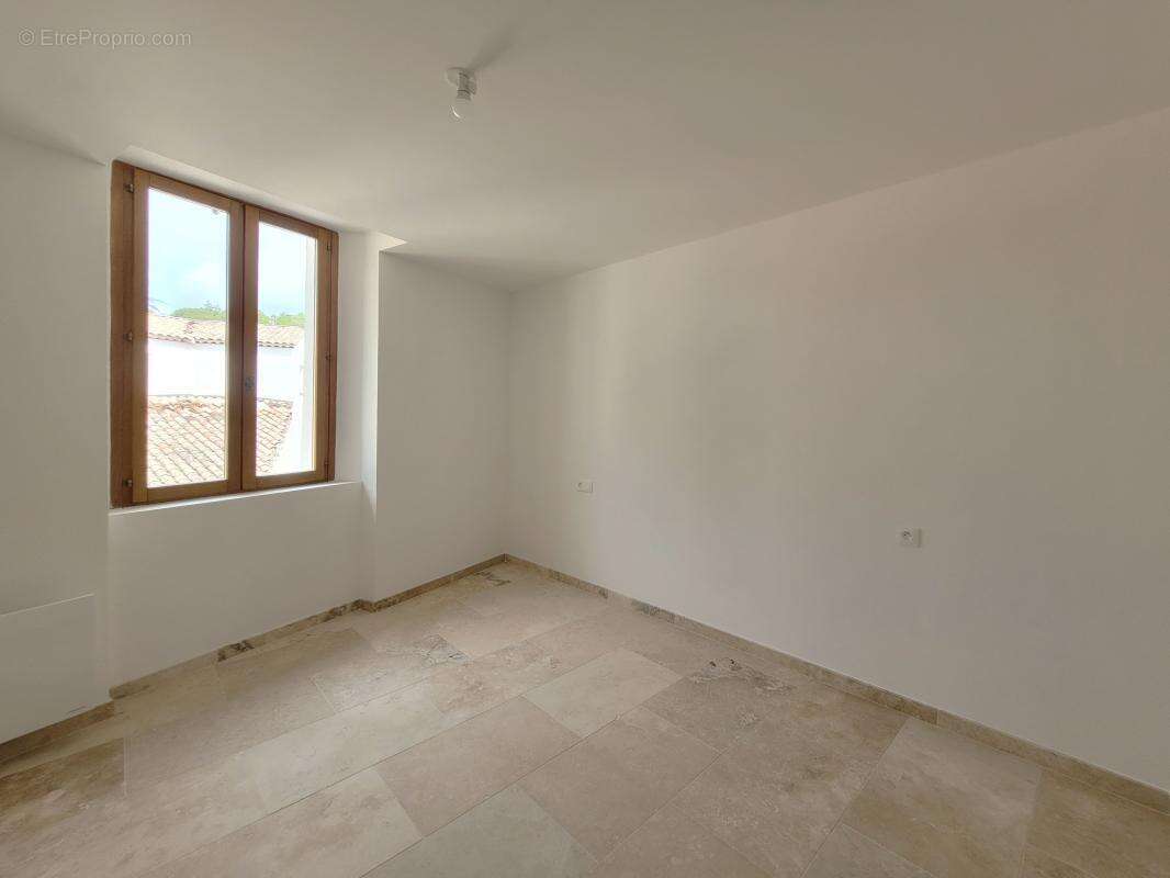 Appartement À Vendre - photo 4