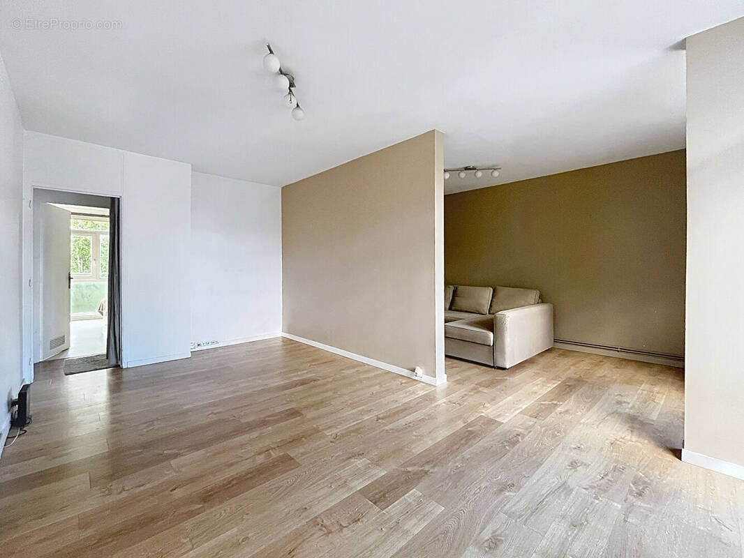 Appartement à OULLINS